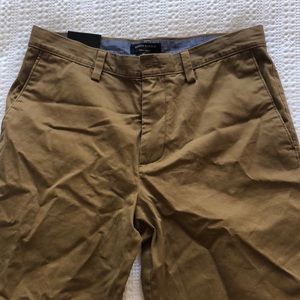 Banana republic aiden short